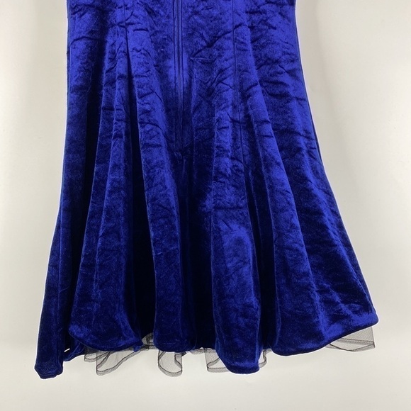 Vintage D.B.Y Ltd. Blue Velvet Bow 80s Dress Size 7 - Picture 6 of 10